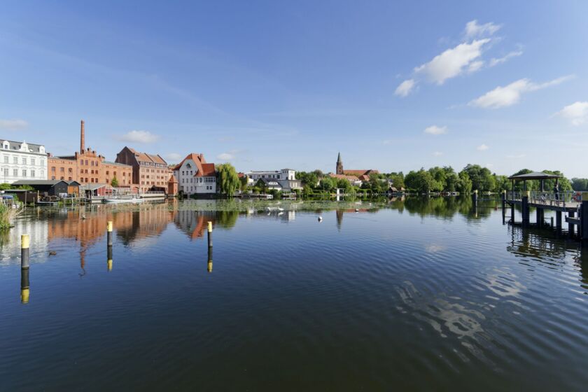 Mühlendamm und Blick auf die Dominsel in Brandenburg an der Havel © Boettcher