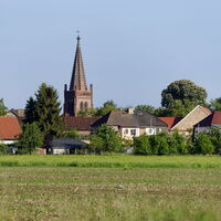 Blick auf die Wuster Kirche © Boettcher