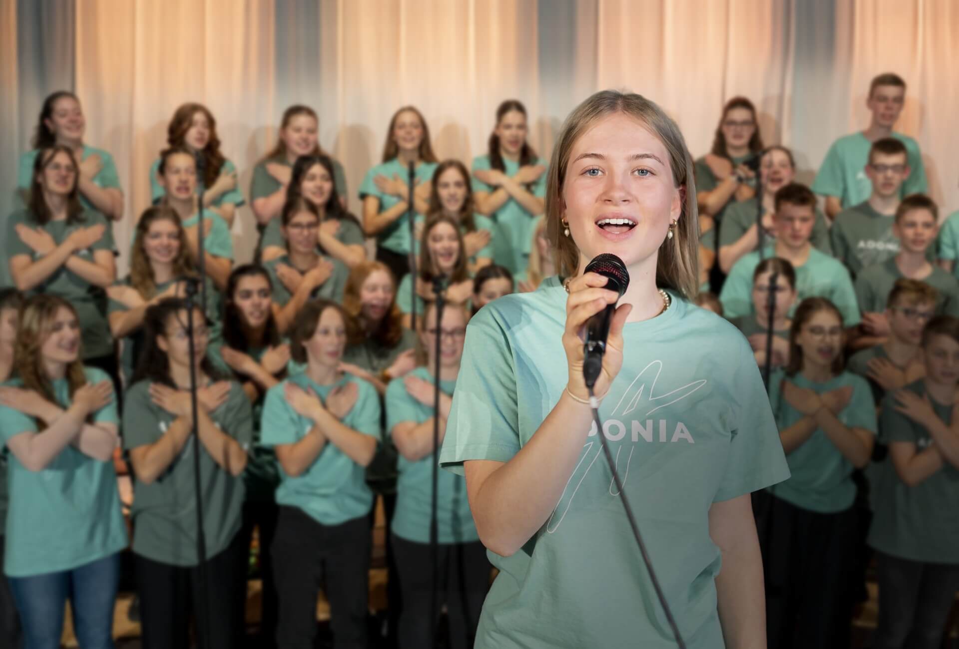 Adonia-Musical "Treffpunkt Brunnen"