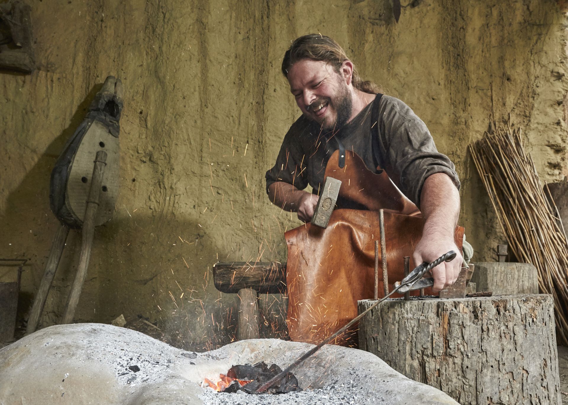 Handwerk im Slawendorf C Handelmann